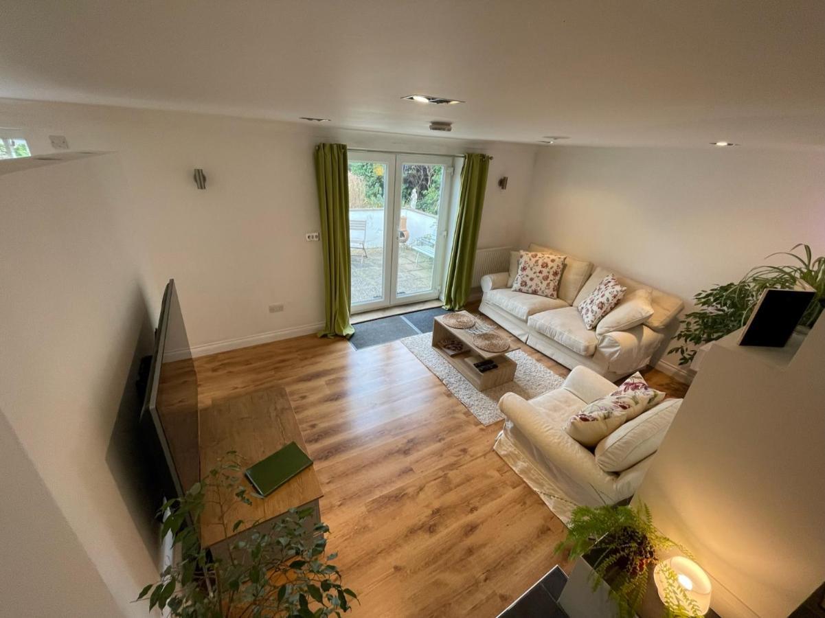 Gorgeous 1 Bed Apartment With Breathtaking Views Lydden Exterior photo